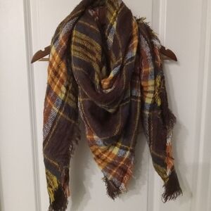 Cozy Plaid Fringed Shawl in Brown and Yellow